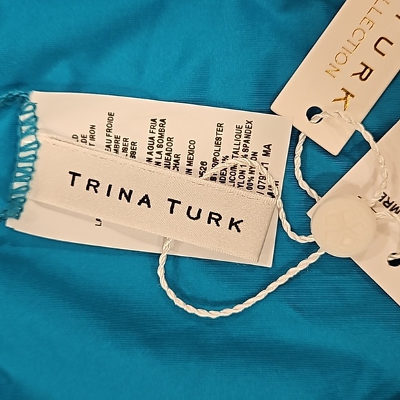 💕TRINA TURK Empire Plunge V-Neck Long-Sleeve Paddle Suit Metro Rose Medium NWT - Picture 12 of 13